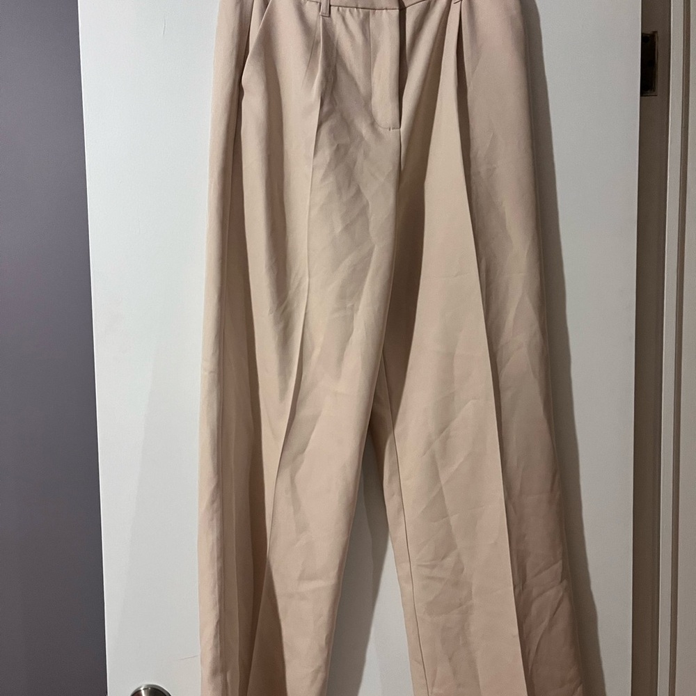 NWT Oatmeal Wide Leg Trouser